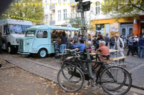Kreuzberg Berlin Market and festival blue bus pop up shop